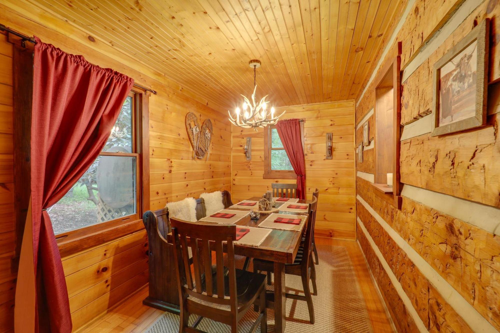 Gorgeous Boone Area Cabin With 2 Decks And Fireplaces! Fleetwood Exterior photo