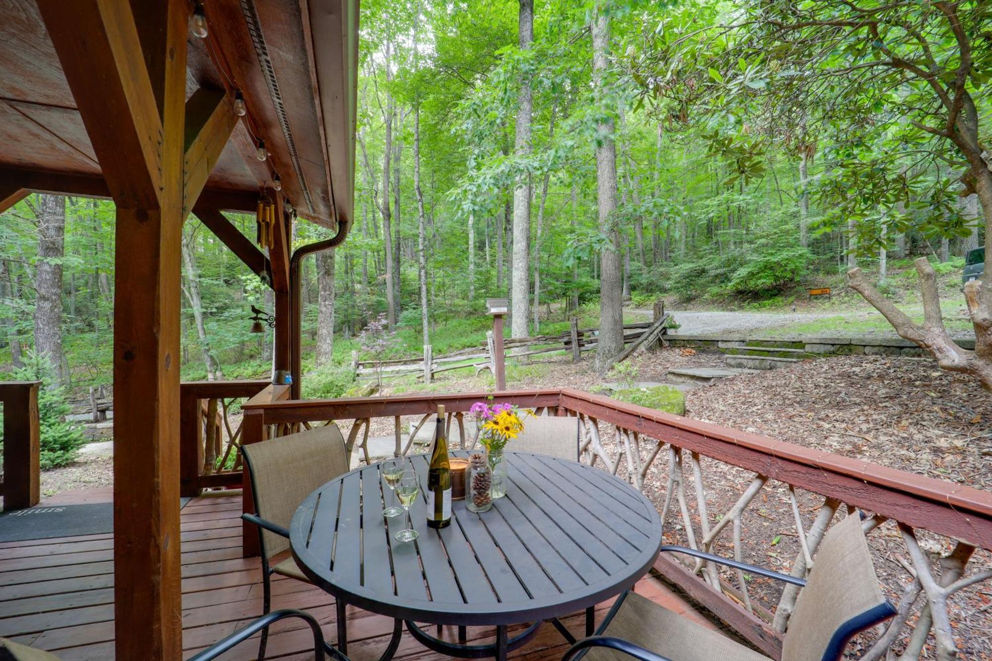 Gorgeous Boone Area Cabin With 2 Decks And Fireplaces! Fleetwood Exterior photo